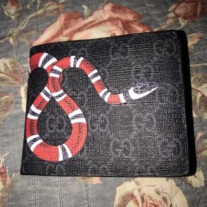 Gucci GG Supreme Wallet